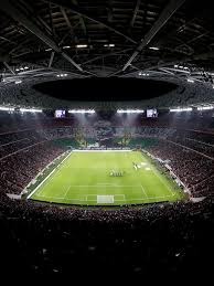 里程悲！伦纳德快船生涯30+次数达到70次，升至队史第二